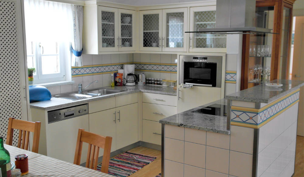 landhauswohnung-kueche1